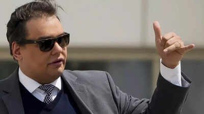 George-Santos-sentenced-to-seven-year-prison-term-.jpg