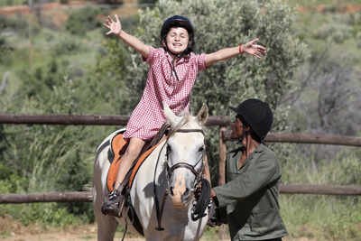 Horse-Therapy.jpg