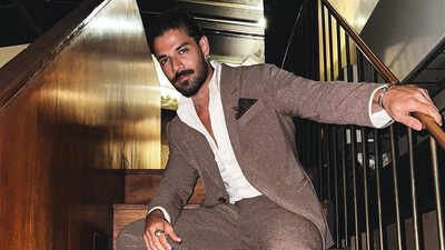 soorajpancholi_1744866394_3612523607774936319_468349902.jpg